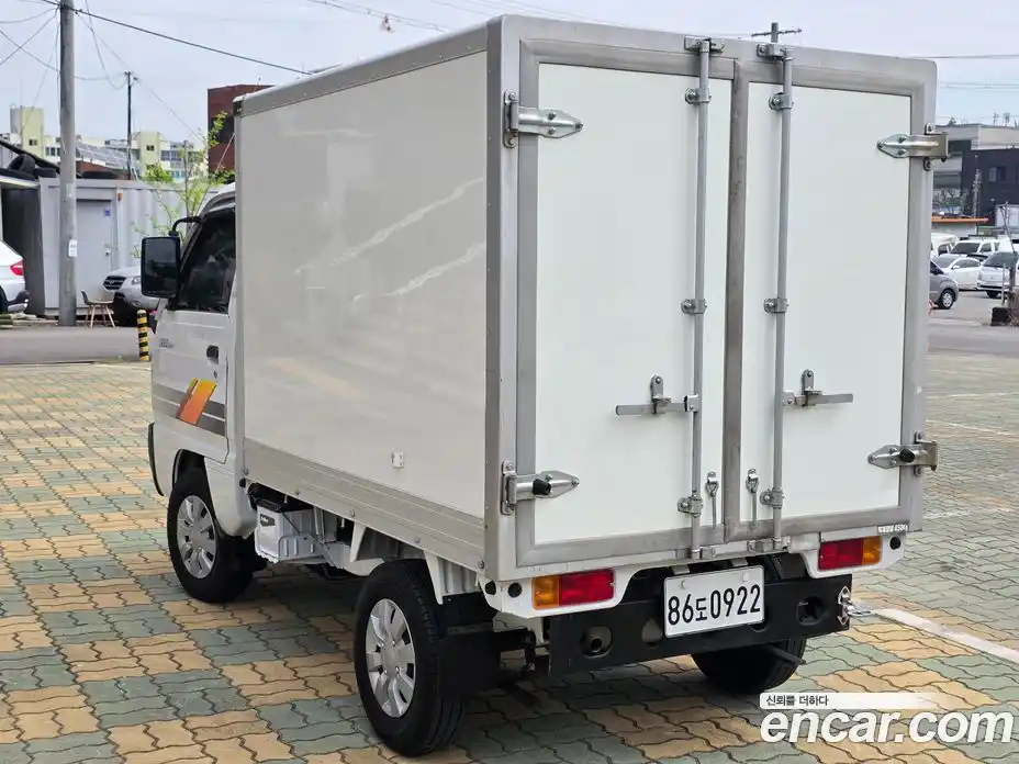 Chevrolet labo 2021 0.8 Механическая в Москве № 94866, фото 4