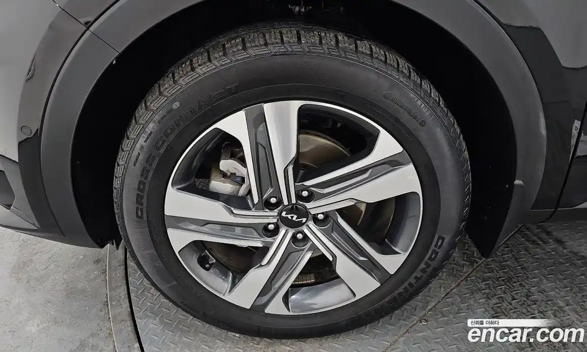 Kia Sorento 2023 1.6 Автомат в Москве № 1008, фото 1