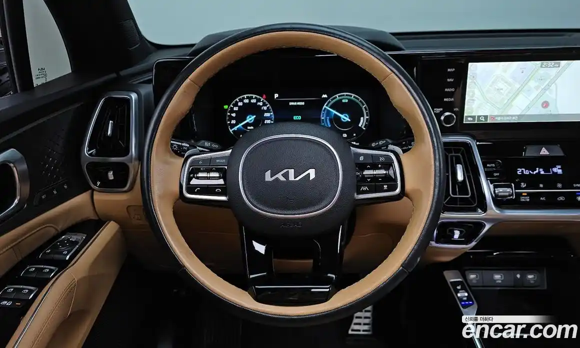 Kia Sorento 2023 1.6 Автомат в Москве № 1008, фото 3