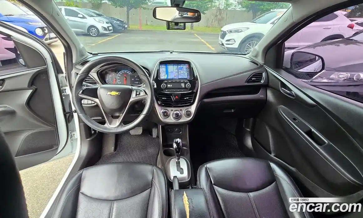 Chevrolet Spark 2017 1.0 Автомат в Москве № 105186, фото 2