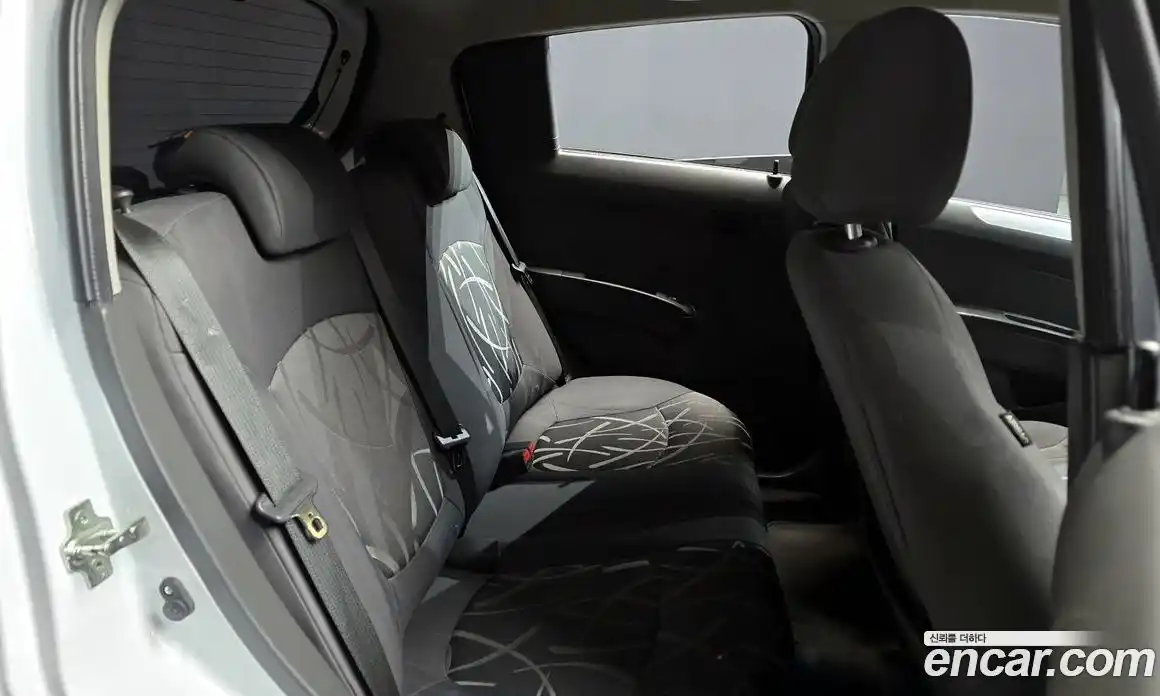 Chevrolet Spark 2015 1.0 Автомат в Москве № 105383, фото 6