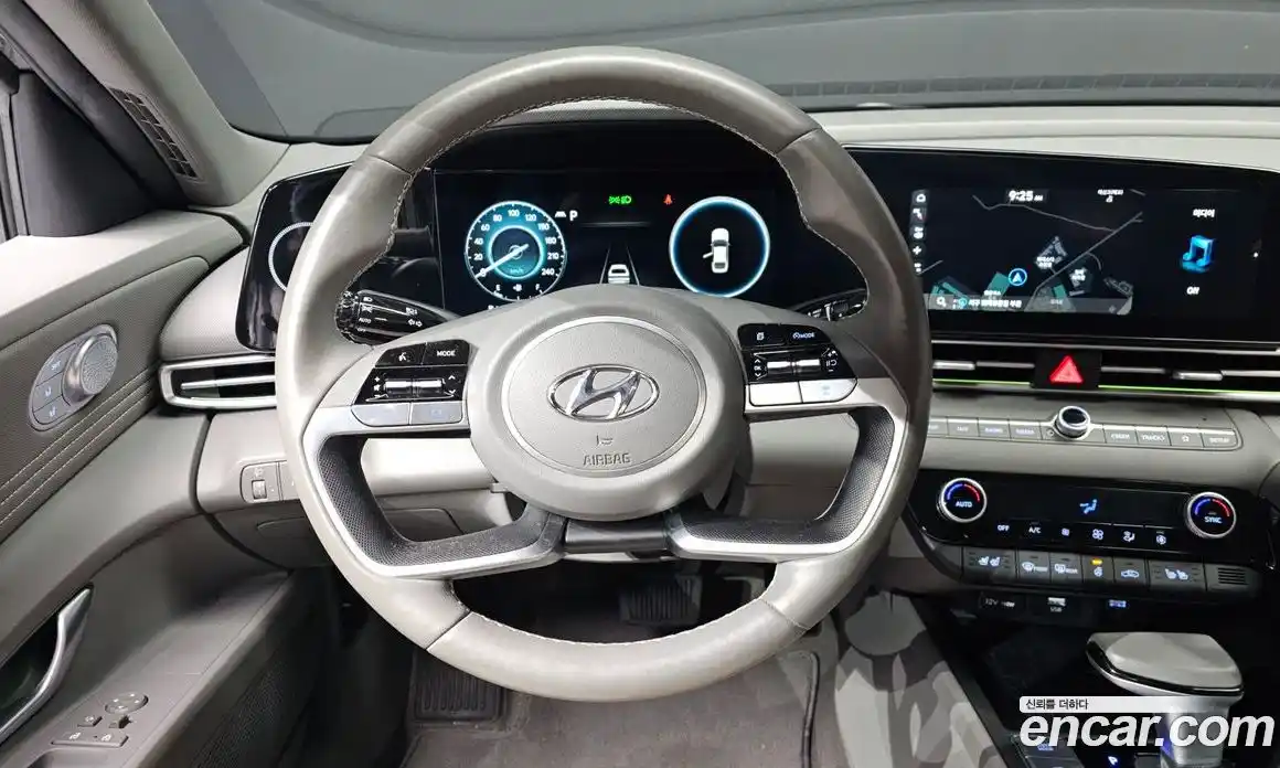 Hyundai Avante 2023 1.6 Автомат в Москве № 107721, фото 14