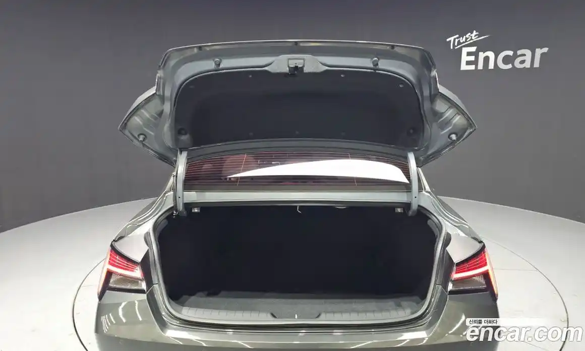 Hyundai Avante 2023 1.6 Автомат в Москве № 107721, фото 19