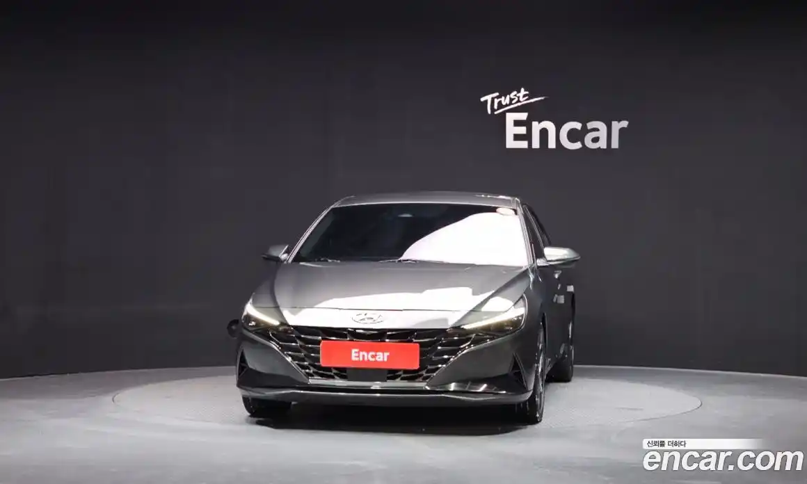 Hyundai Avante 2023 1.6 Автомат в Москве № 107721, фото 3