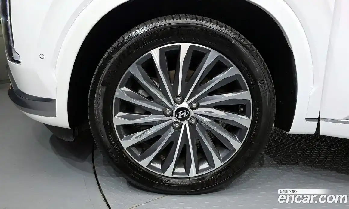 Hyundai Palisade 2023 2.2 Автомат в Москве № 10961, фото 13