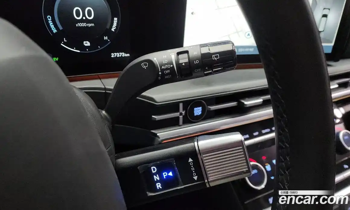 Hyundai Santa Fe 2024 1.6 Автомат в Москве № 109927, фото 16