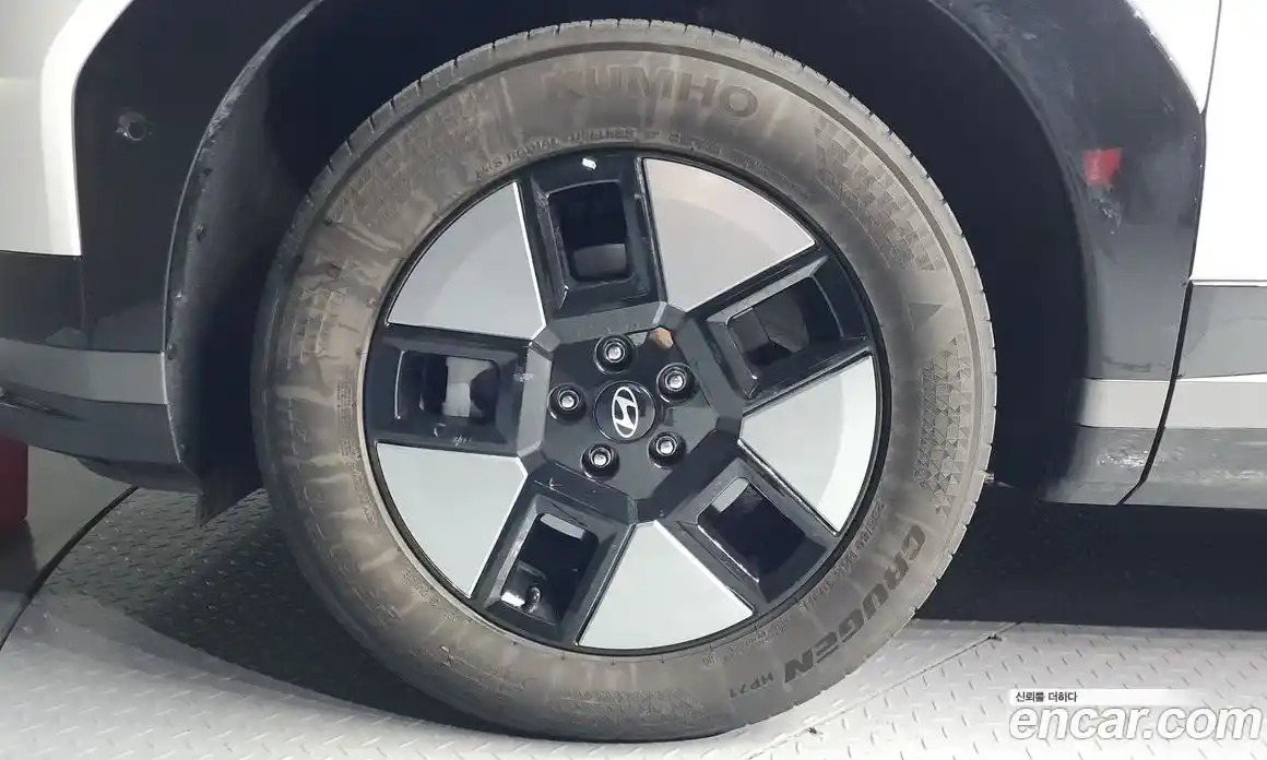 Hyundai Santa Fe 2024 1.6 Автомат в Москве № 109927, фото 9