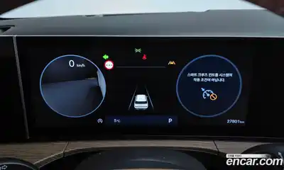 Hyundai Santa Fe 2024 2.5 Автомат в Москве № 110037, миниатюра 7