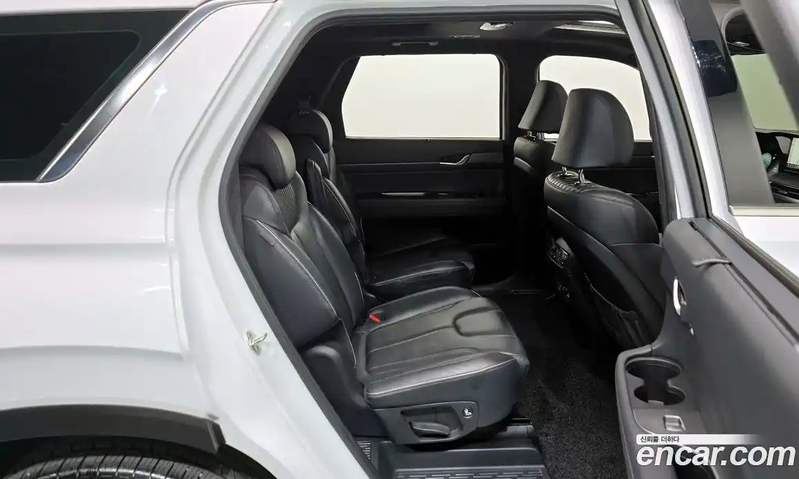 Hyundai Palisade 2023 2.2 Автомат в Москве № 112985, фото 12
