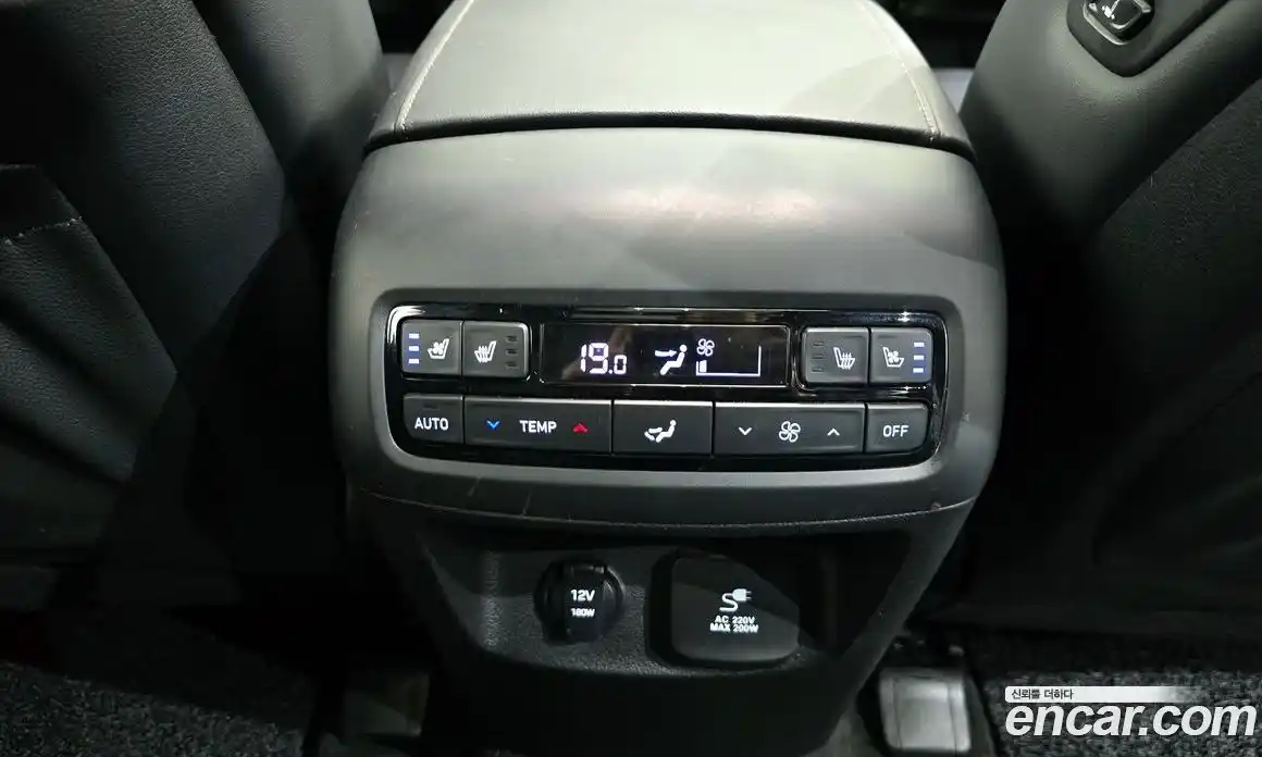 Hyundai Palisade 2023 2.2 Автомат в Москве № 112985, фото 19