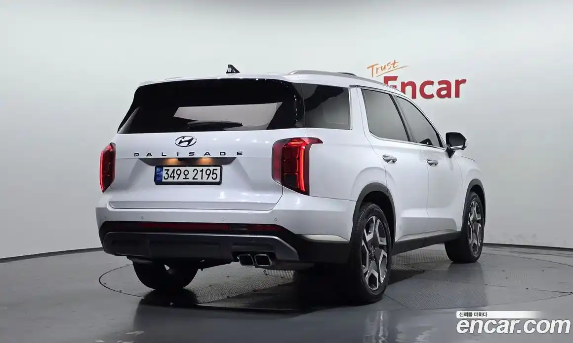 Hyundai Palisade 2023 2.2 Автомат в Москве № 112985, фото 2