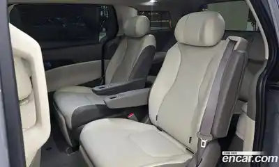 Kia Canival 2025 2.2 Автомат в Москве № 114286, миниатюра 10