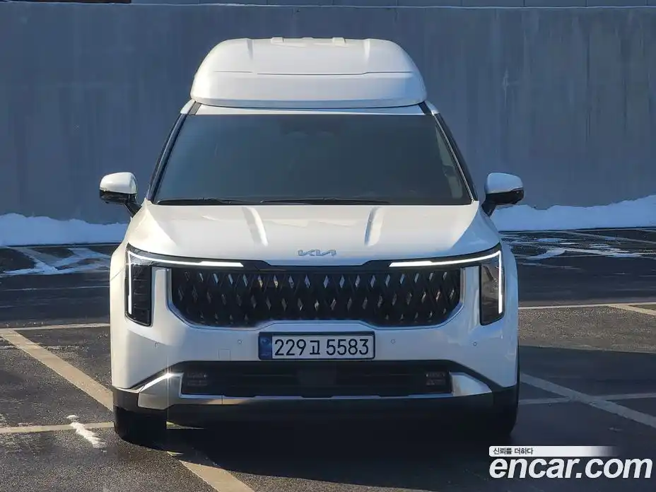 Kia Canival 2025 3.5 Автомат в Москве № 114729, фото 2