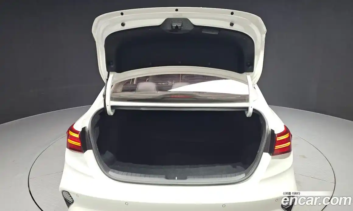 Kia K3 2022 1.6 Автомат в Москве № 115629, фото 19