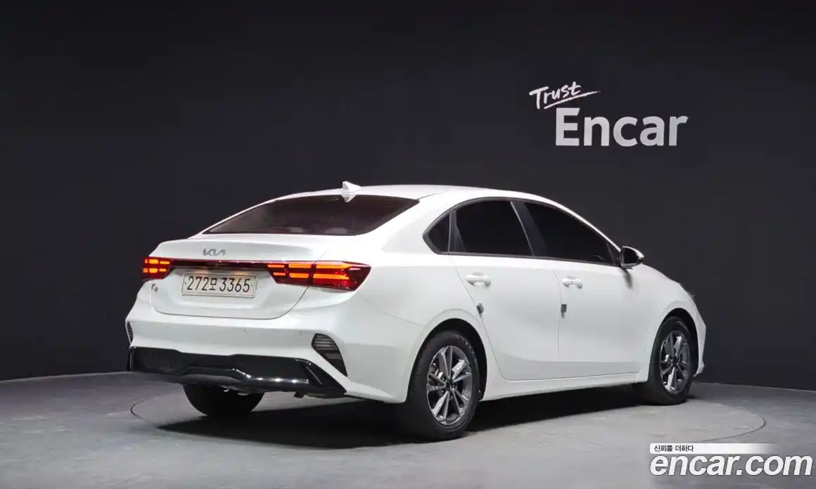 Kia K3 2022 1.6 Автомат в Москве № 115629, фото 2