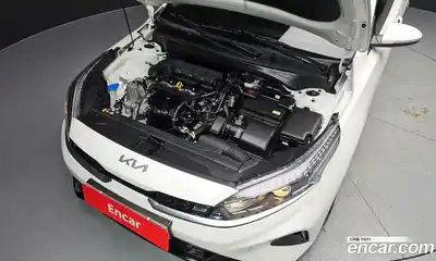 Kia K3 2022 1.6 Автомат в Москве № 115629, миниатюра 6