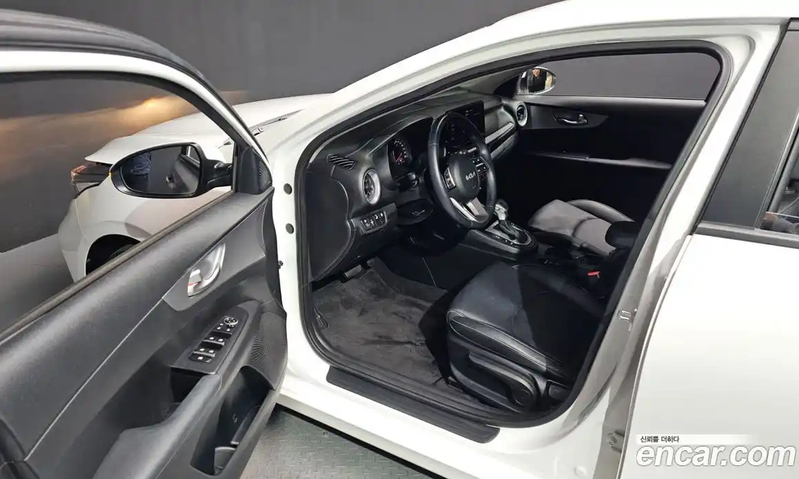 Kia K3 2022 1.6 Автомат в Москве № 115629, фото 10