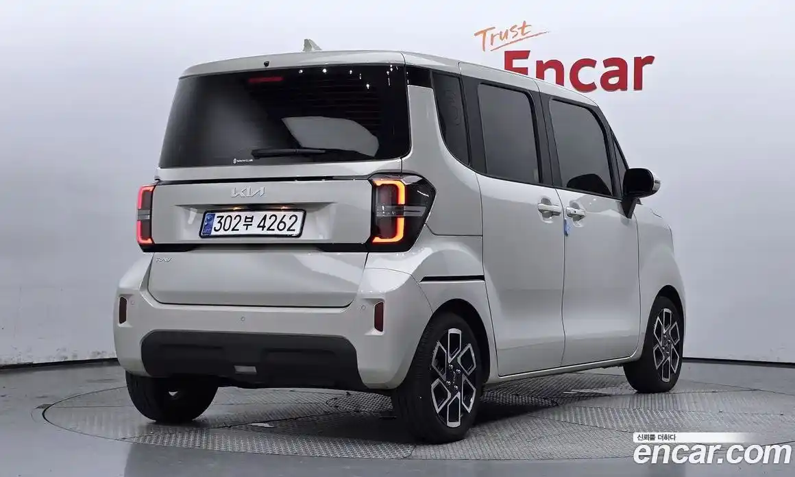 Kia Ray 2023 1.0 Автомат в Москве № 120555, фото 8