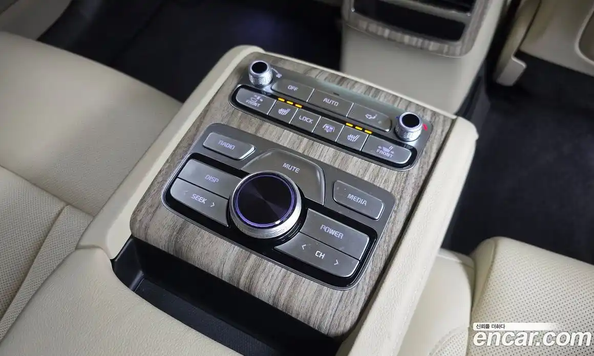 Kia K9 2022 3.8 Автомат в Москве № 121054, фото 20