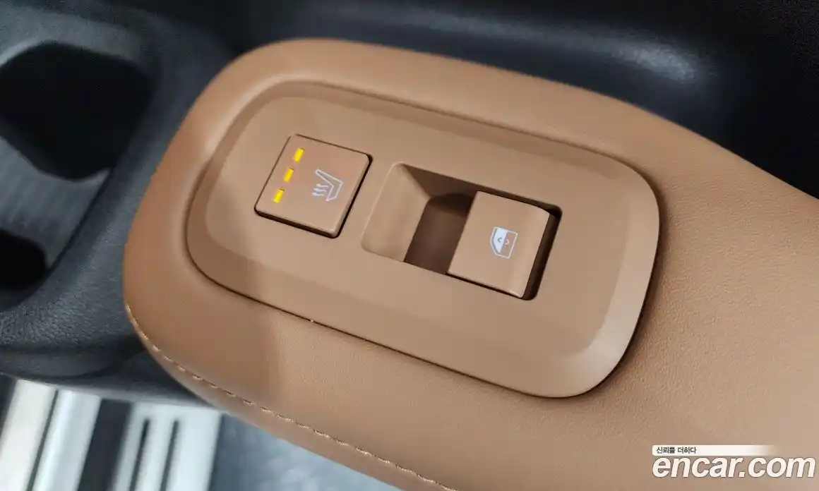 Hyundai Santa Fe 2024 1.6 Автомат в Москве № 124968, фото 1