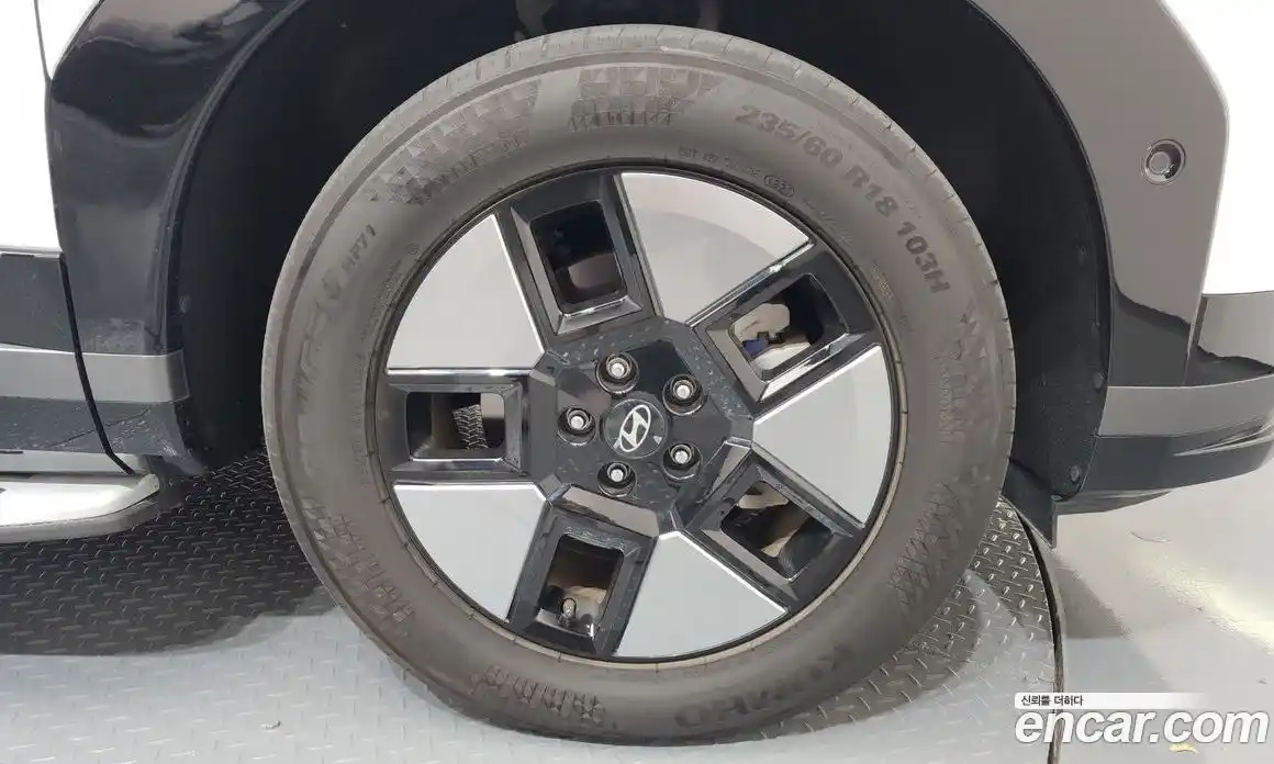 Hyundai Santa Fe 2024 1.6 Автомат в Москве № 124968, фото 4