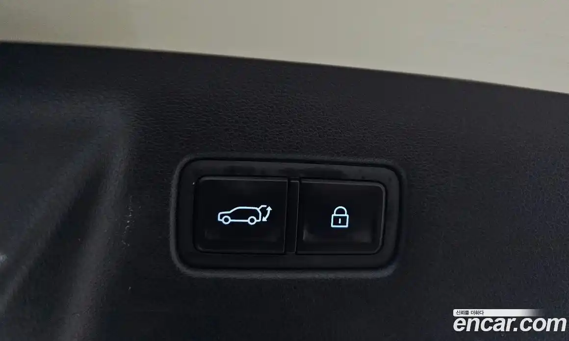 Hyundai Santa Fe 2024 2.5 Автомат в Москве № 126046, фото 17