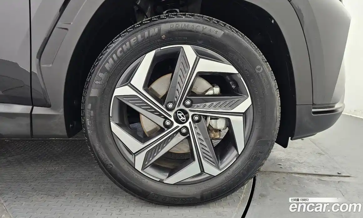 Hyundai Tucson 2023 1.6 Автомат в Москве № 126158, фото 1