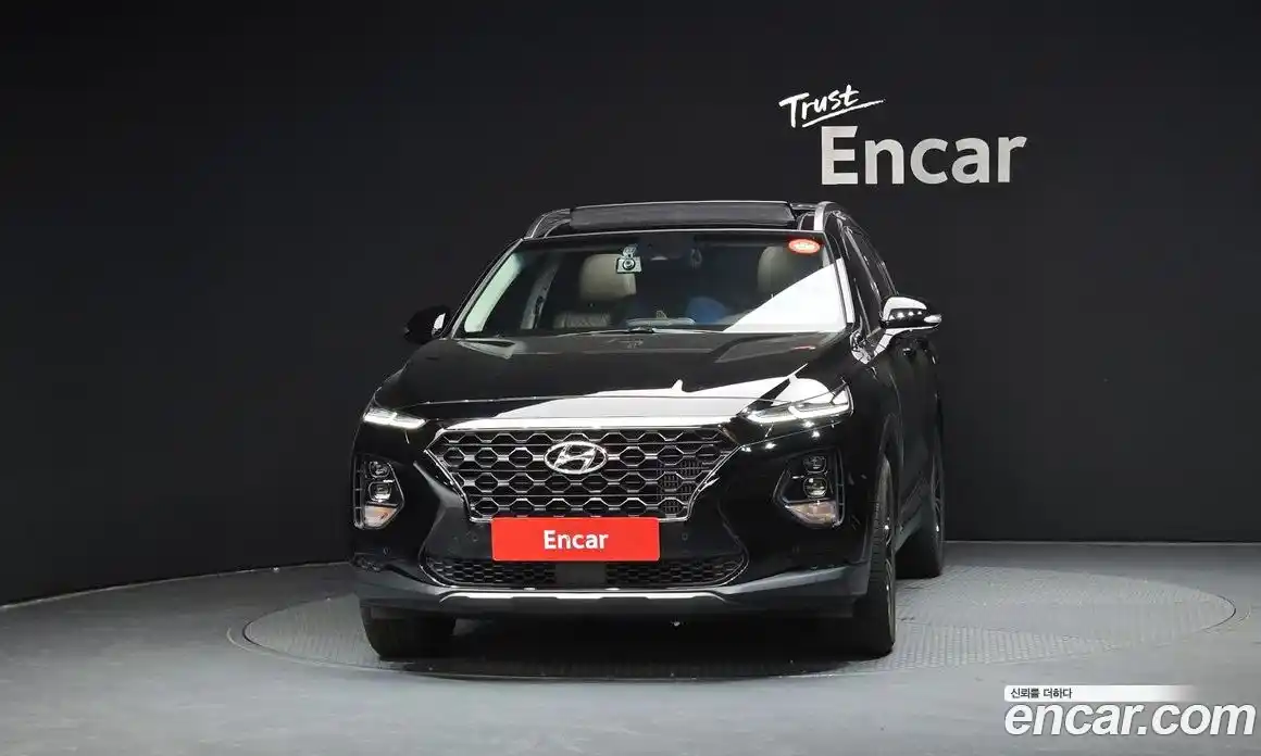 Hyundai Santa Fe 2019 2.0 Автомат в Москве № 126829, фото 14