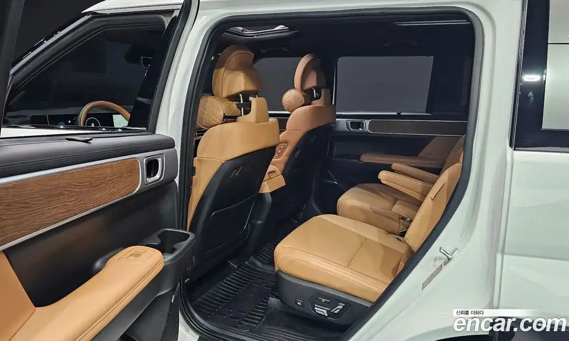 Hyundai Santa Fe 2024 1.6 Автомат в Москве № 126913, фото 12