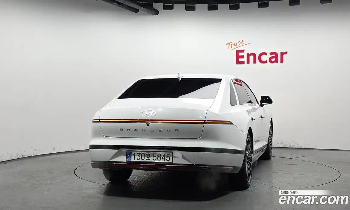 Hyundai Grandeur 2023 1.6 Автомат в Москве № 127068, фото 4