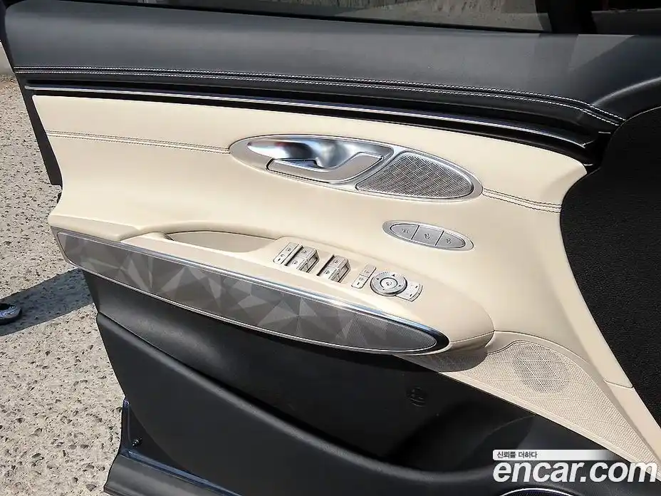 Genesis GV70 2023 3.5 Автомат в Москве № 129368, фото 12