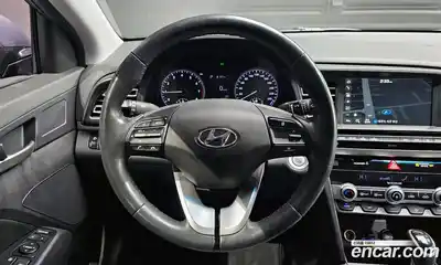 Hyundai Avante 2020 1.6 Автомат в Москве № 129924, миниатюра 9