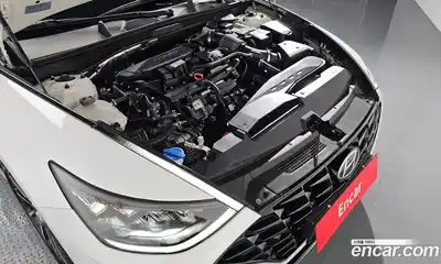 Hyundai Sonata 2023 1.6 Автомат в Москве № 130486, миниатюра 5