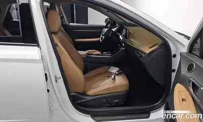 Hyundai Sonata 2023 1.6 Автомат в Москве № 130486, миниатюра 10