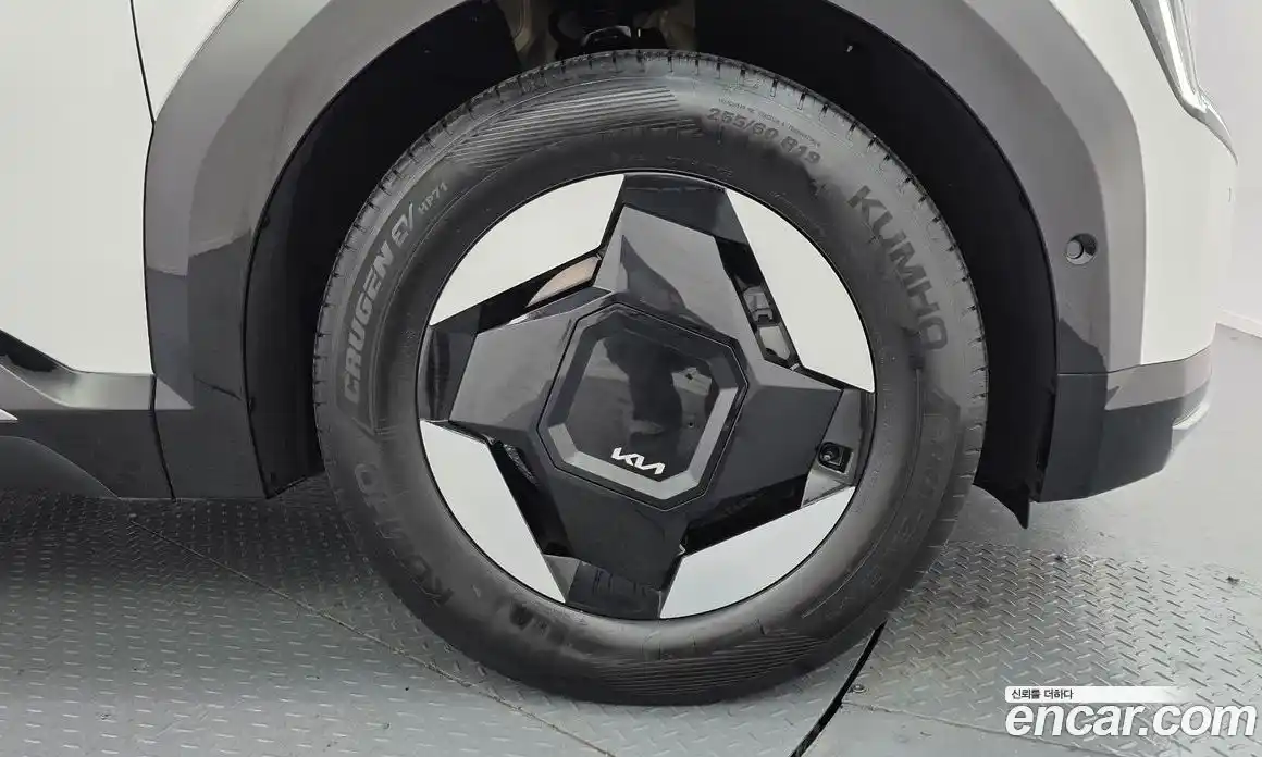 Kia EV9 2024 0.2 Автомат в Москве № 131287, фото 17