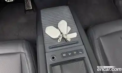 Kia EV9 2024 0.2 Автомат в Москве № 131287, миниатюра 3