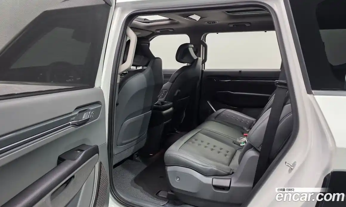 Kia EV9 2024 0.2 Автомат в Москве № 131287, фото 6