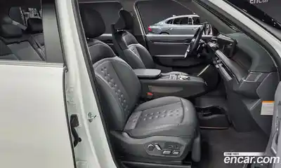 Kia EV9 2024 0.2 Автомат в Москве № 131287, миниатюра 8