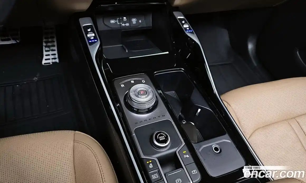 Kia Sorento 2024 1.6 Автомат в Москве № 131566, фото 4