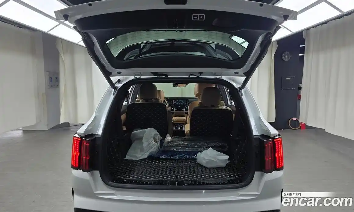 Kia Sorento 2023 1.6 Автомат в Москве № 132300, фото 14