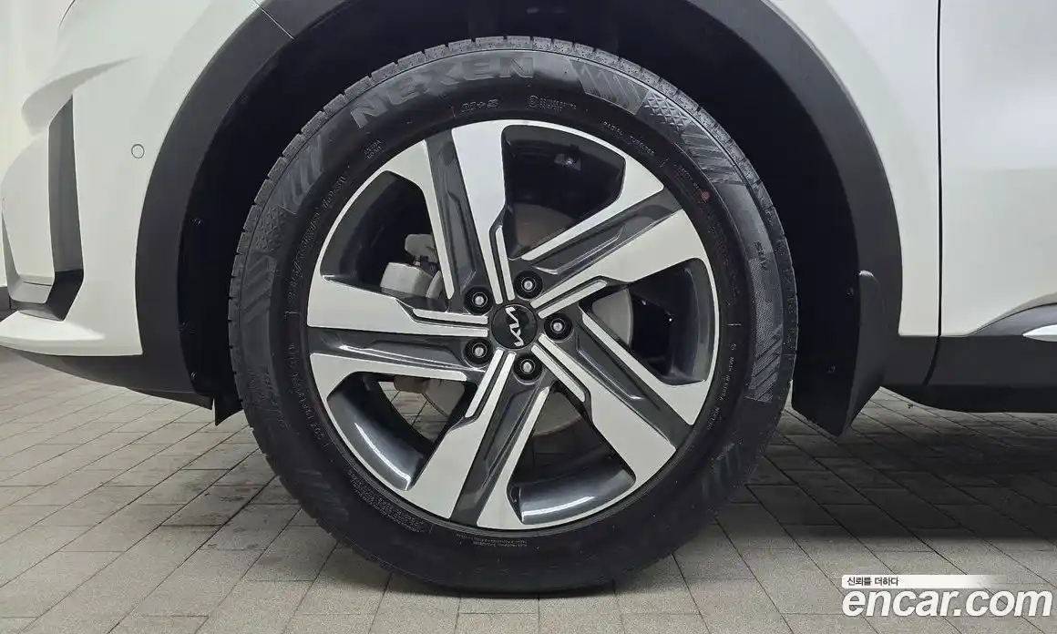 Kia Sorento 2023 1.6 Автомат в Москве № 132300, фото 6