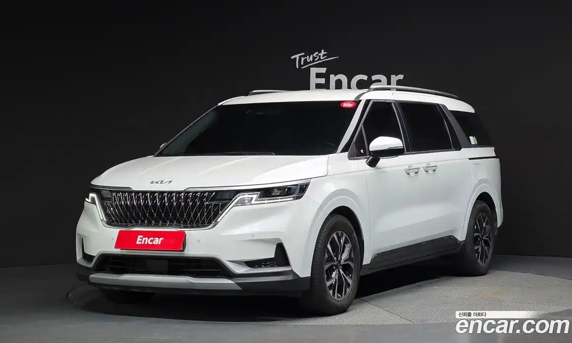 Kia Canival 2023 2.2 Автомат в Москве № 132587, фото 7