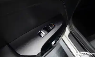 Kia K5 2024 2.0 Автомат в Москве № 132721, миниатюра 3