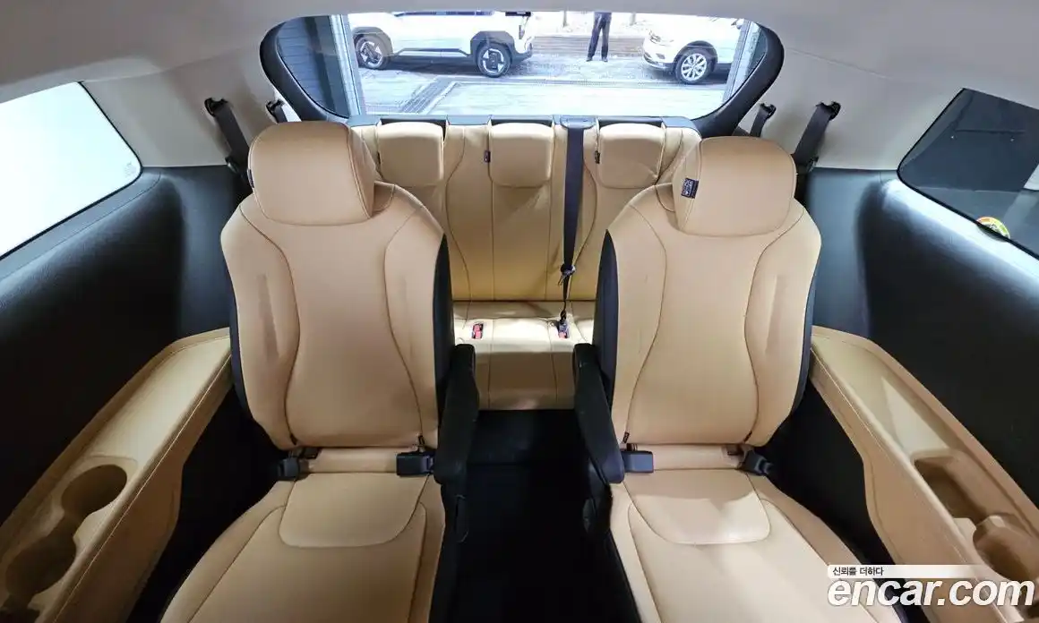 Kia Canival 2021 2.2 Автомат в Москве № 132887, фото 18