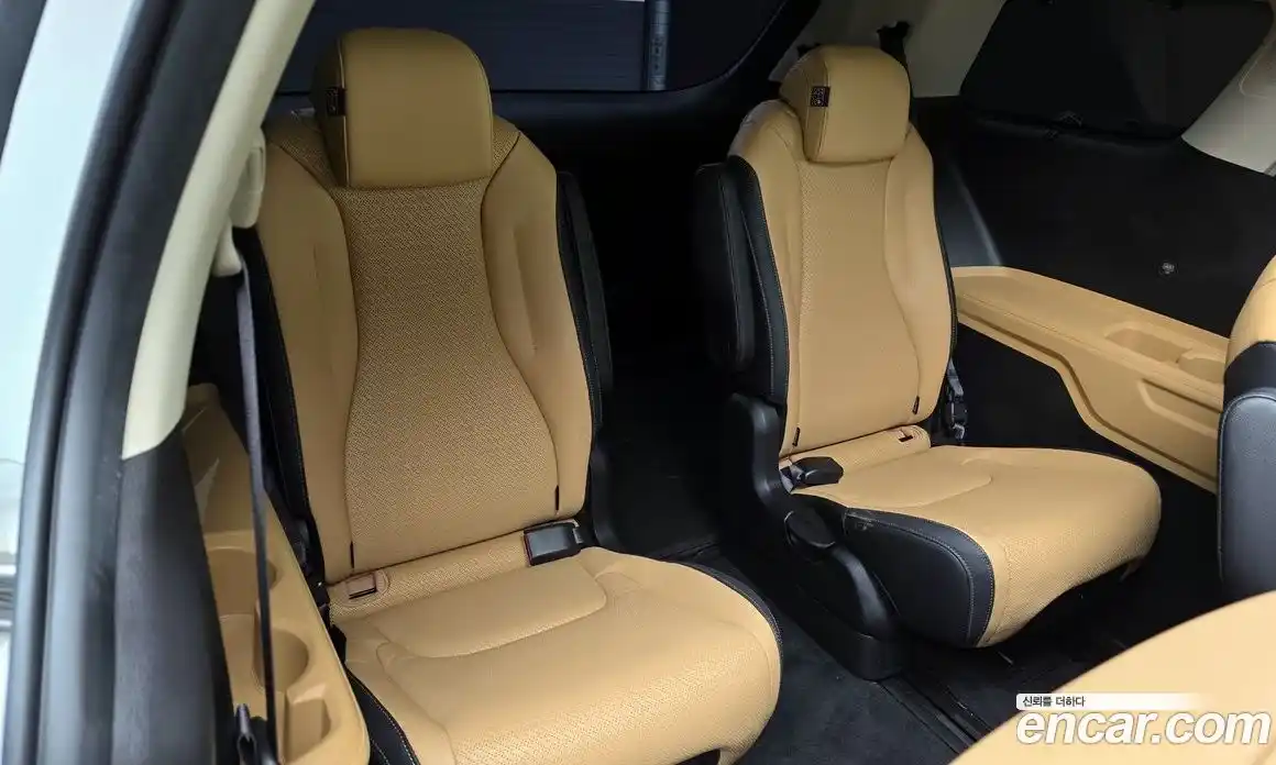 Kia Canival 2023 2.2 Автомат в Москве № 134176, фото 17