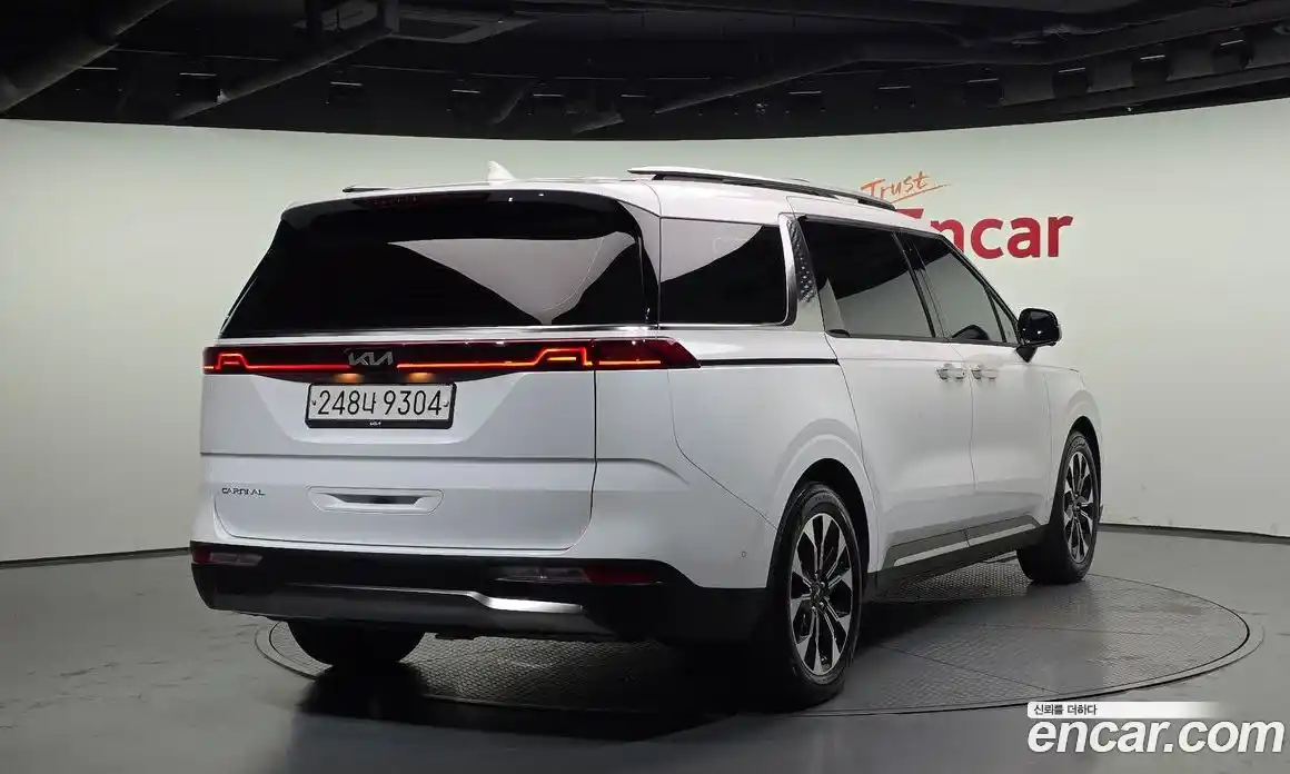 Kia Canival 2023 2.2 Автомат в Москве № 134176, фото 6