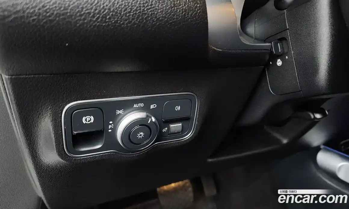 Mercedes-Benz GLB-Class 2022 1.9 Автомат в Москве № 142315, фото 8