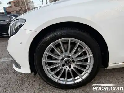 Mercedes-Benz E-Class 2021 2.0 Автомат в Москве № 142831, миниатюра 6