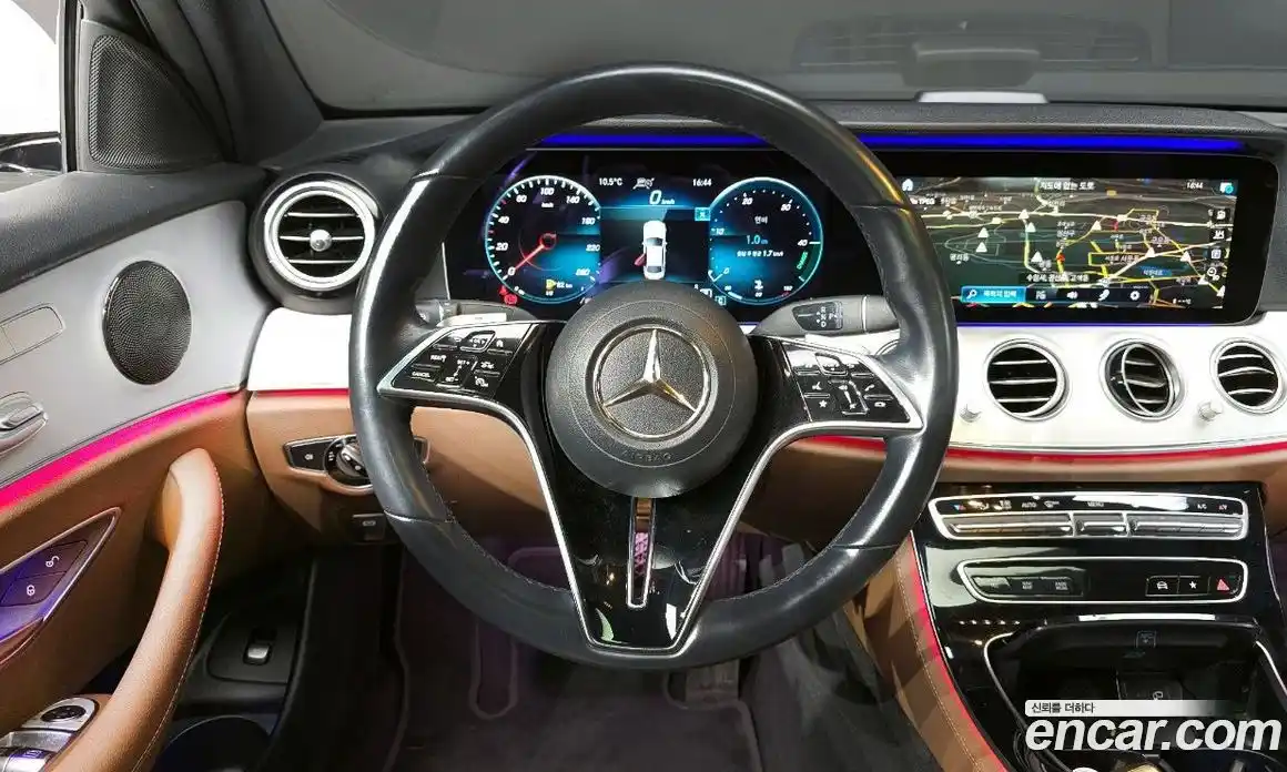 Mercedes-Benz E-Class 2021 2.0 Автомат в Москве № 142854, фото 13