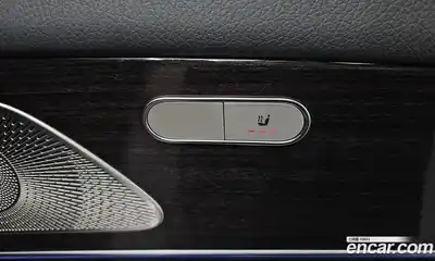 Mercedes-Benz GLE-Class 2022 2.9 Автомат в Москве № 143563, миниатюра 7